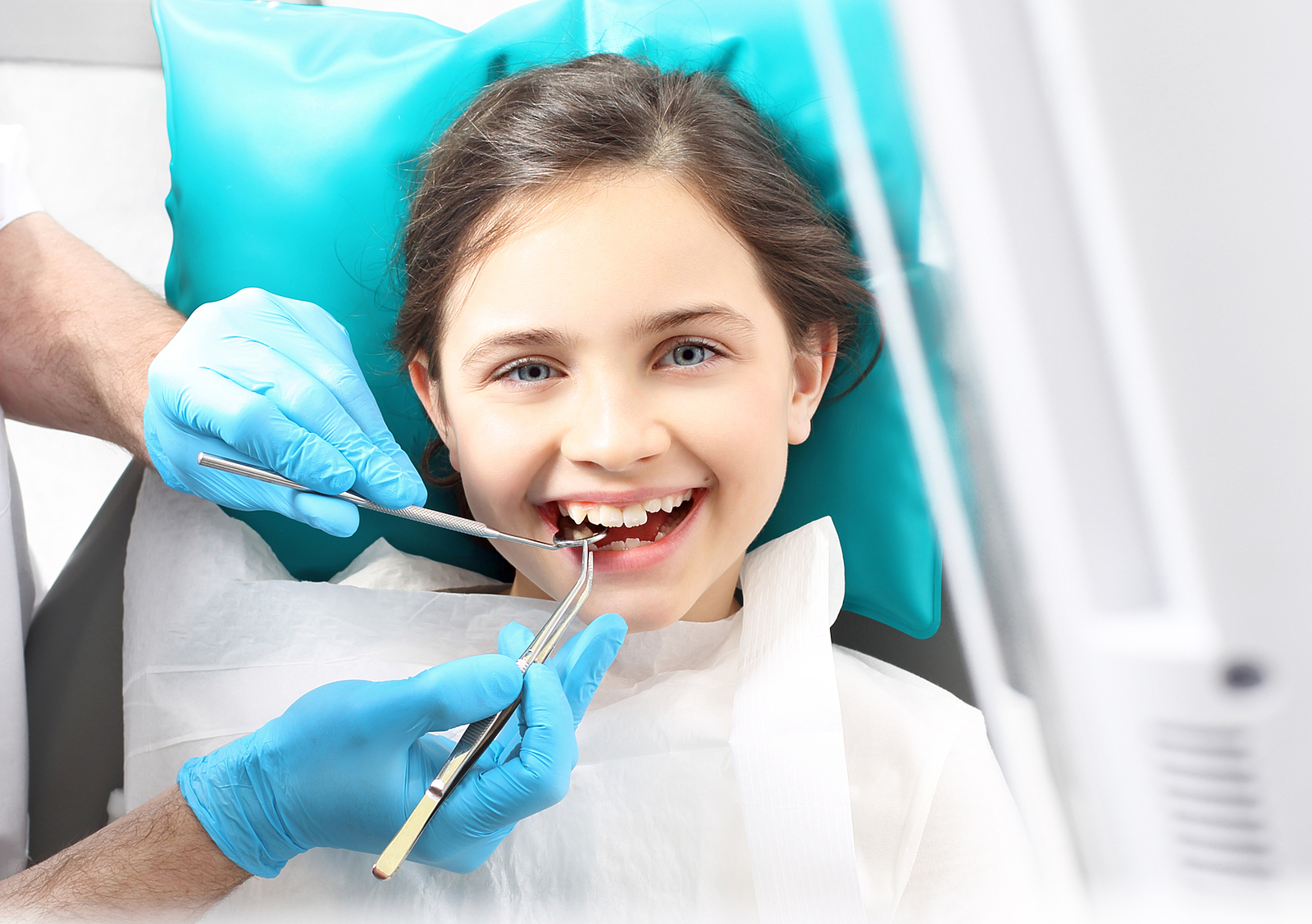 Experiencing Dental Discomfort? Here’s How to Determine If You Need a Root Canal – 5 Key Indicators
